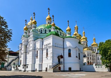 Kiev-pechersk lavra yaroslav tarafından 1051 kuruldu bilge.