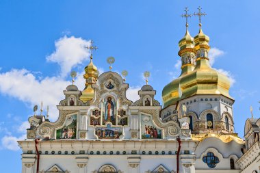 Kiev-pechersk lavra yaroslav tarafından 1051 kuruldu bilge.