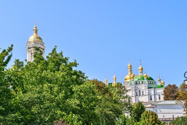Kiev-pechersk lavra yaroslav tarafından 1051 kuruldu bilge.