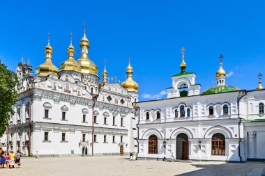 kievo-pecherskaya lavra 1051, kiev, Ukrayna kuruldu.