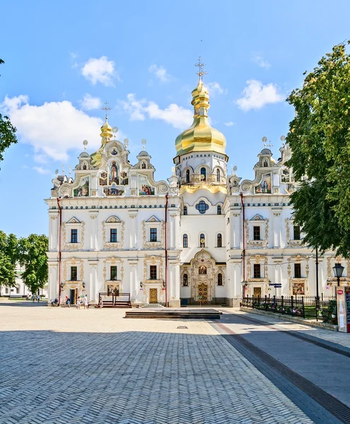 Kiev-Pechersk Lavra fu fondata nel 1051 da Jaroslav il Saggio . — Foto Stock