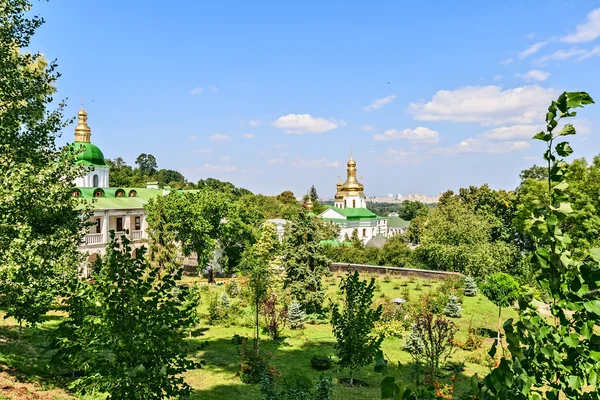 Kiev-Pechersk Lavra foi fundada em 1051 por Jaroslau, o Sábio . — Fotografia de Stock