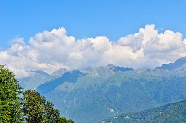 Paisajes y vistas de Krasnaya Polyana, Sochi . — Foto de Stock