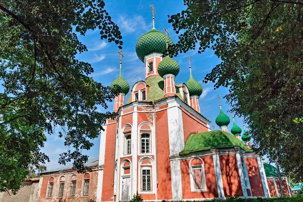 La Iglesia del anillo de oro de Rusia . Imagen de stock