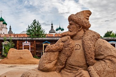 rostov veliky kum heykeller.