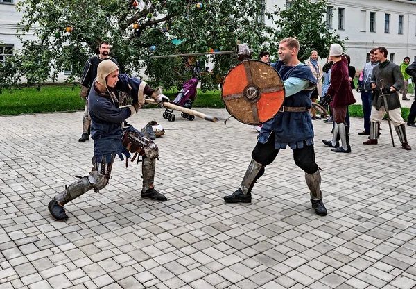 Joust on the territory of the monastery. — Stock Photo, Image