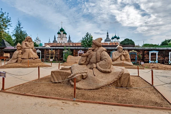 Sand sculptures in Rostov Veliky. — Stock Photo, Image