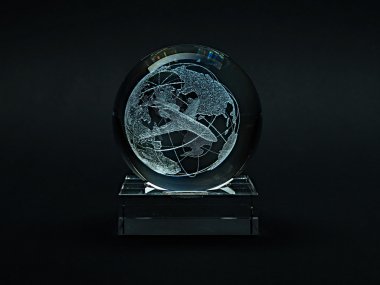 hacimsel lazer oyma ile cam ürünler.