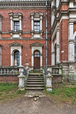 manor karmaşık bykovo, 1780 yılında mimar bazhenov tarafından inşa edilmiş..