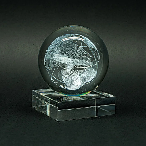 玻璃项目与体积激光雕刻机. — 图库照片