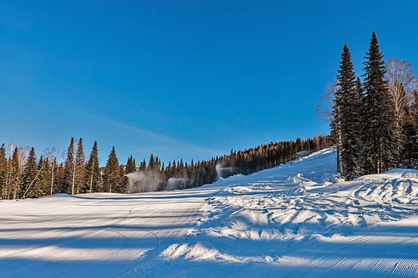 Ski resort sheregesh, kemerovo region, Ryssland. — Stockfoto