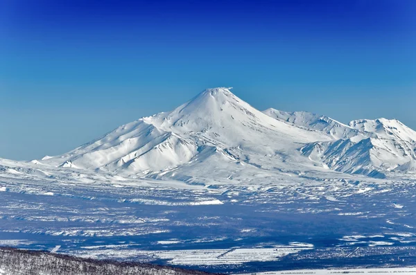 Vulcani della penisola di Kamchatka, Russia . — Foto Stock