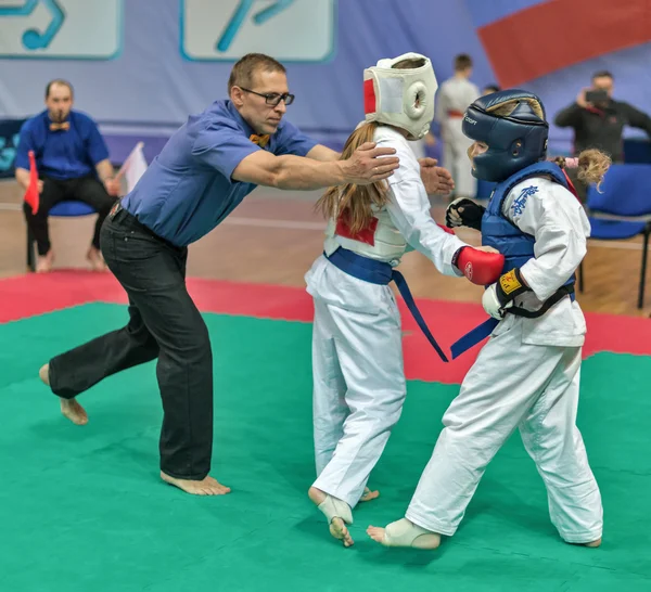 Competition on kyokushinkai karate. — Stock Photo, Image