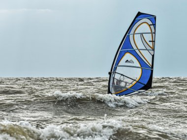 Rüzgar Sörfü ve dolzhanka, krasnodar bölgesi üzerinde kitesurfing, 
