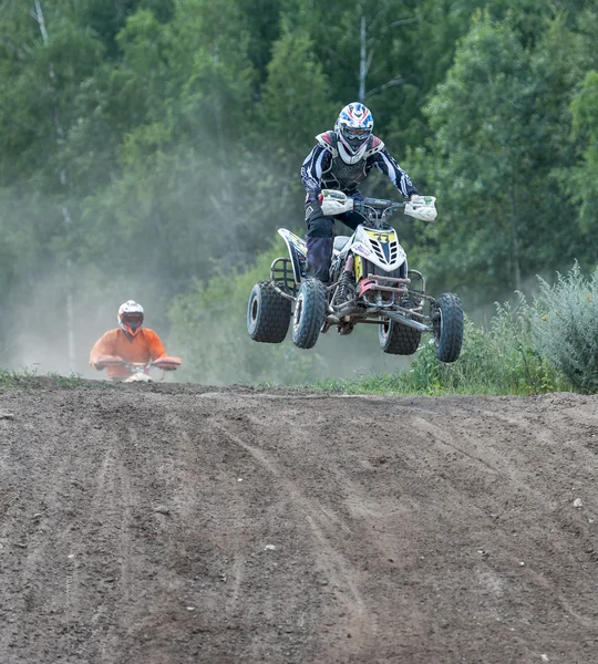 Motocross de verano en el territorio del distrito de Ramenskoye, Moscú — Foto de Stock