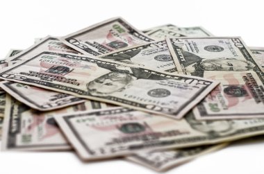 beyaz zemin üzerine Amerikan Doları