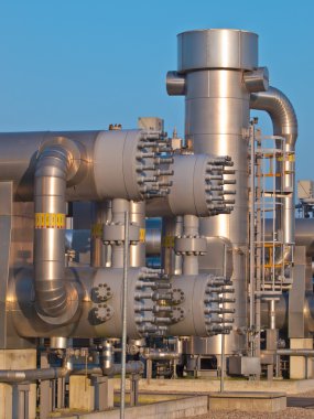 modern bir doğal gaz işleme tesisi bir parçası