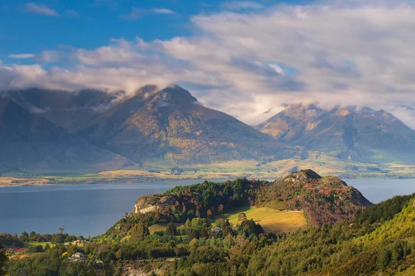 De bergen in de buurt van queenstown, Nieuw-Zeeland — Stockfoto