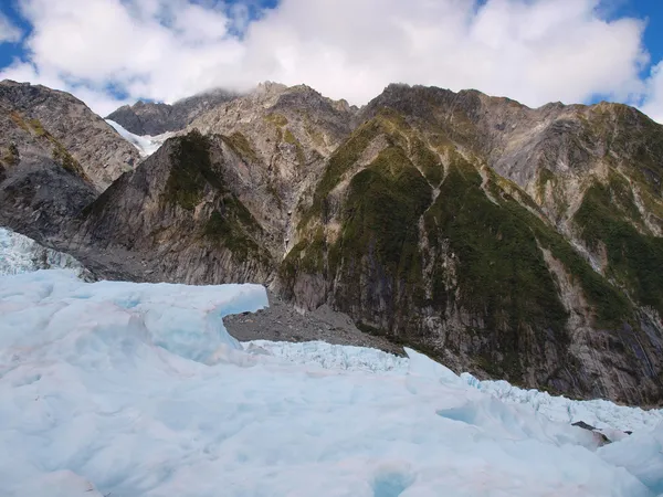 Glaciar vista para a montanha — Fotografia de Stock