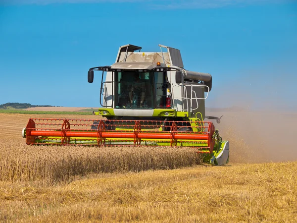 Combine harvester — Stock Photo, Image