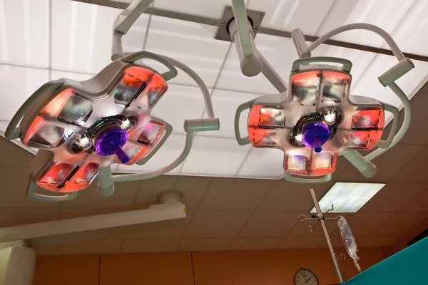 Surgical Lights in an Operation Room — Stock Photo, Image