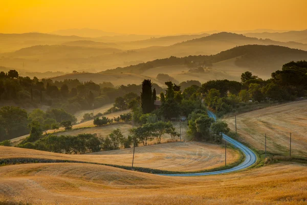 Toscaanse platteland uitzicht vanaf Guardistallo — Stockfoto