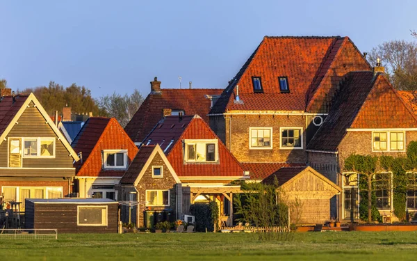 Detalle Del Pueblo Con Edificios Holandeses Históricos Sol Workum Frisia — Foto de Stock