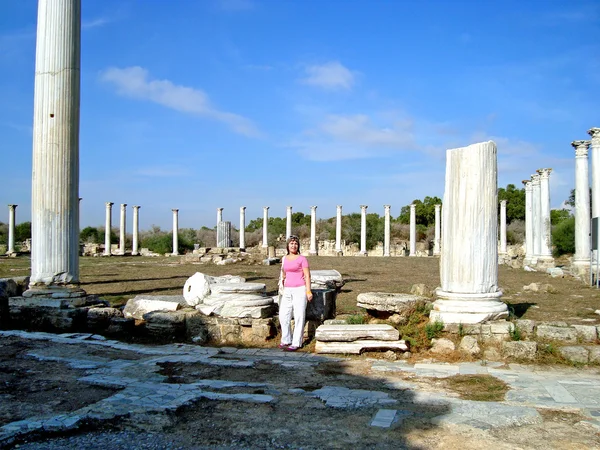 Antique Colonnade. The city of Salamis. Cyprus. — Stock Photo, Image