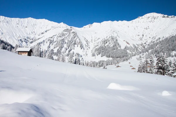 Kış manzara adelboden, İsviçre — Stok fotoğraf