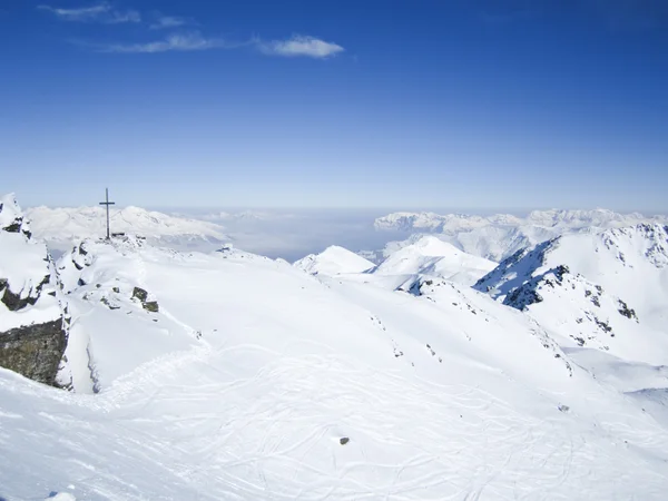 Vista para estância de esqui em Lenzerheide, Grisons, Suíça — Fotografia de Stock