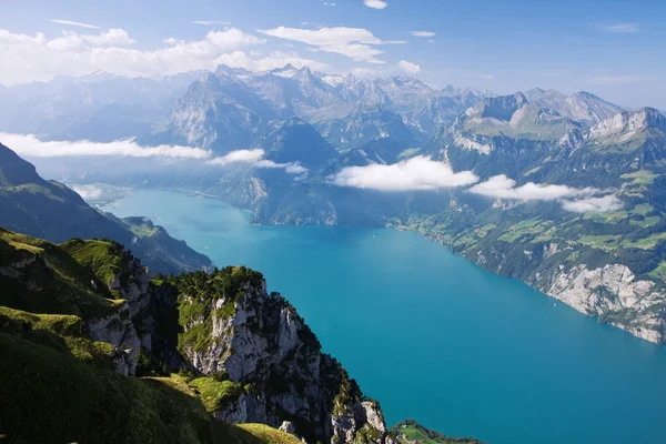 İsviçre Alpleri ve Dört kanton Gölü, vierwaldstatterse güzel manzara