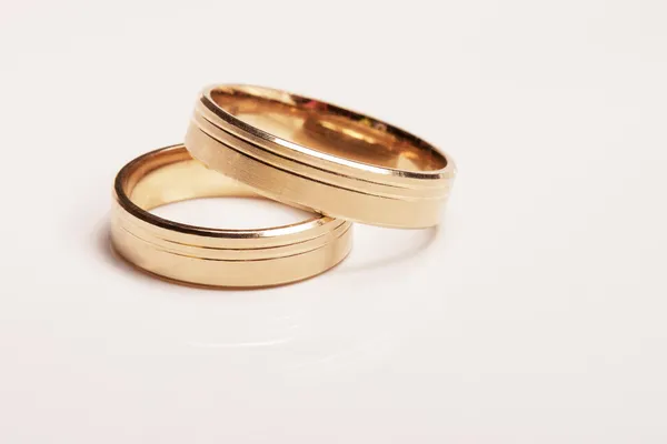 Wedding rings isolated — Stock Photo, Image