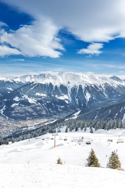 Widok na dolinę montafon z ośrodka narciarskiego golm, Austrii, Europie — Zdjęcie stockowe