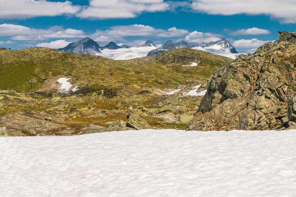 De Sognefjellsweg, de hoogste bergpas weg in Noord-Europa, Noorwegen — Stockfoto