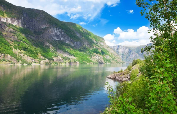 Beautiful view on fjord and mountains in northern Norway — Stock Photo, Image