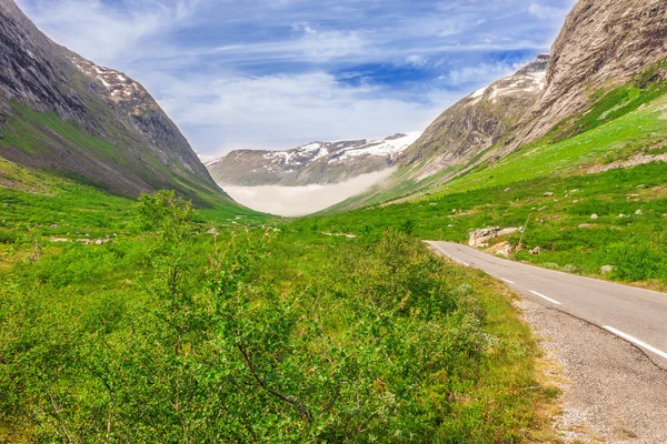 Trollstigen (троль з дороги) Норвегії — стокове фото