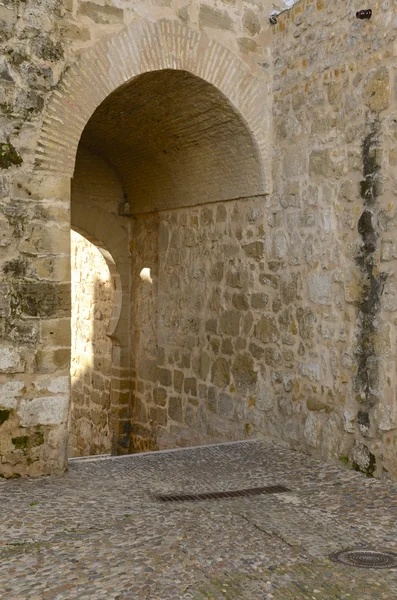 Bogen der alten Mauer — Stockfoto