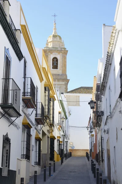 Uroczej andaluzyjskiej ulicy — Zdjęcie stockowe