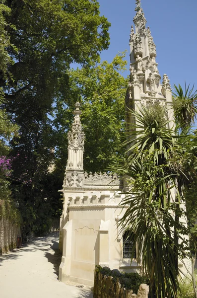 Μονοπάτι στους κήπους του quinta da regaleira — Φωτογραφία Αρχείου