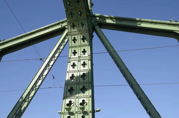 Detalhe Estrutura Verde Ferro Ponte Liberdade Budapeste Hungria Que Liga — Fotografia de Stock