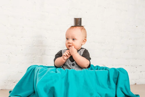 Mr. Baby at the basket — Stock Photo, Image