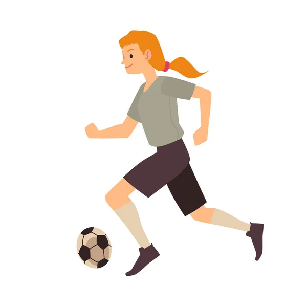 Ginger girl jouer au football, avatar vecteur de dessin animé. Joueuse de football féminine courir et donner des coups de pied au ballon aux côtés d'elle. — Image vectorielle
