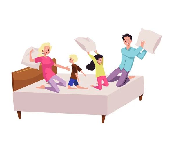 Happy Family Parents Children Fighting Pillows Bed Flat Vector Illustration — Archivo Imágenes Vectoriales