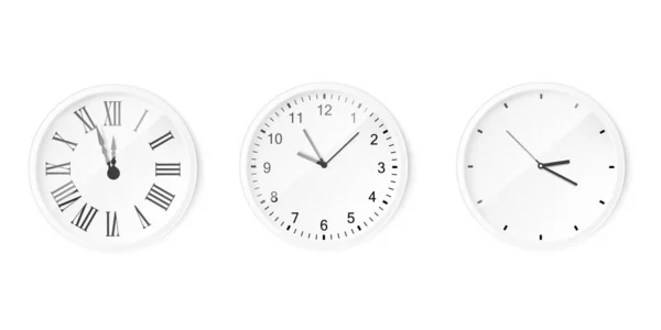 圆形钟面显示出在白色背景上孤立的时间真实感模型矢量 装有箭头和各种数字模型的挂钟 — 图库矢量图片