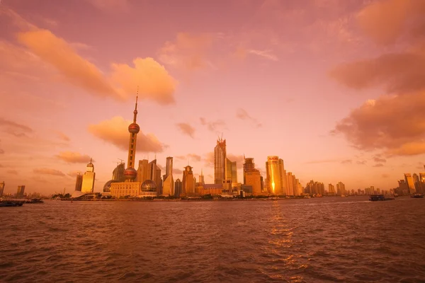Torre de transmissão Pearl o bund shanghai china — Fotografia de Stock