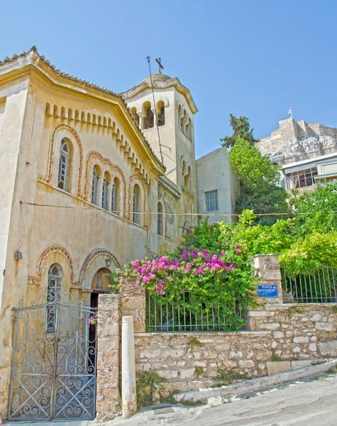 Gamla bysantinska kyrkan agios nikolaos ragavas. Plaka. Aten — Stockfoto