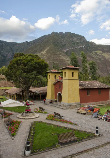 Chrámové opevnění leží, posvátné údolí, peru — Stock fotografie