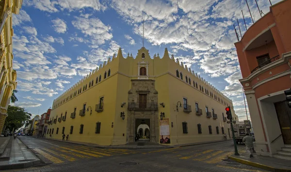 Universidad de Yucatán en Mérida — Foto de Stock