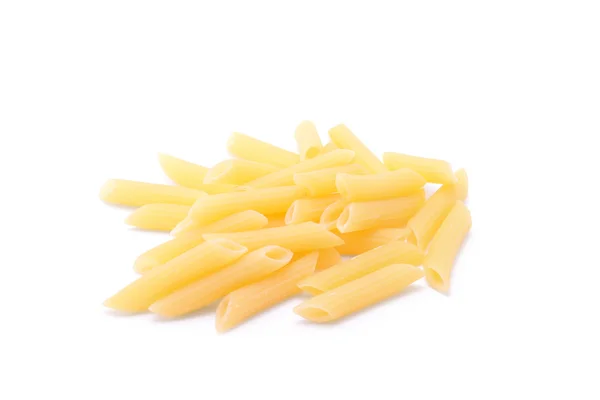 Beyaz izole penne makarna — Stok fotoğraf