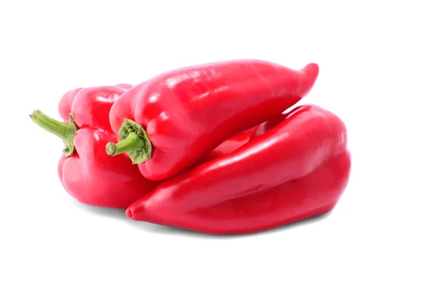 Röd paprika isolerad på en vit bakgrund — Stockfoto